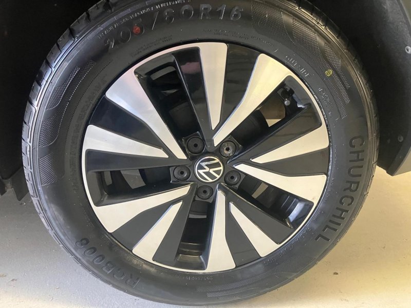 VOLKSWAGEN TAIGO