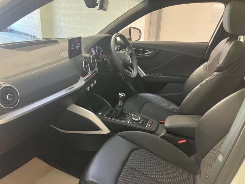 AUDI Q2