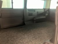 VOLKSWAGEN TRANSPORTER SHUTTLE