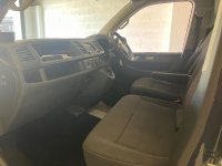 VOLKSWAGEN TRANSPORTER SHUTTLE